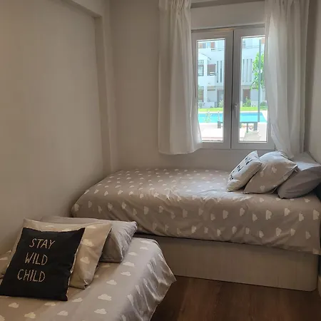 La Casita: Bajo Reformado Con Salida A Jardin Apartamento *