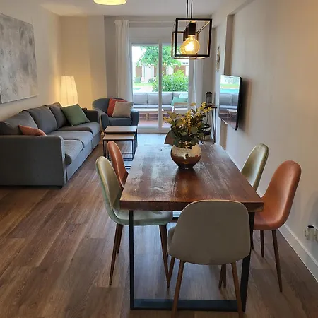 La Casita: Bajo Reformado Con Salida A Jardin Denia