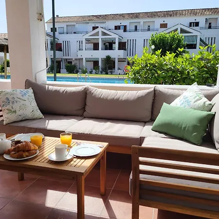 La Casita: Bajo Reformado Con Salida A Jardin Apartment Denia