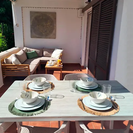 Apartment La Casita: Bajo Reformado Con Salida A Jardin