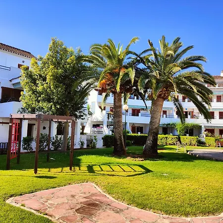 La Casita: Bajo Reformado Con Salida A Jardin Denia
